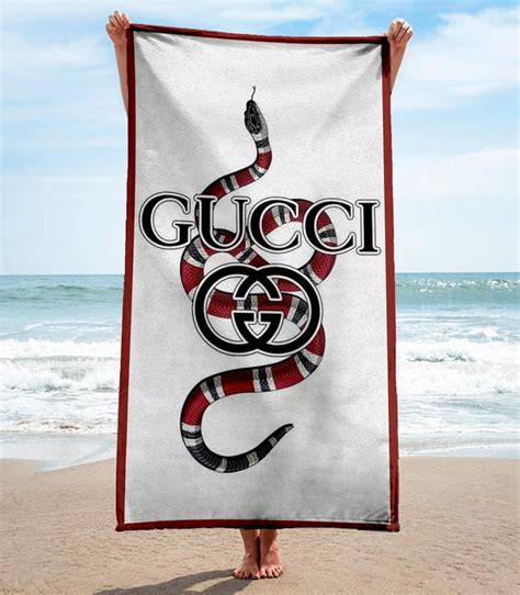 robe gucci pas cher|gucci bath towels and rugs.